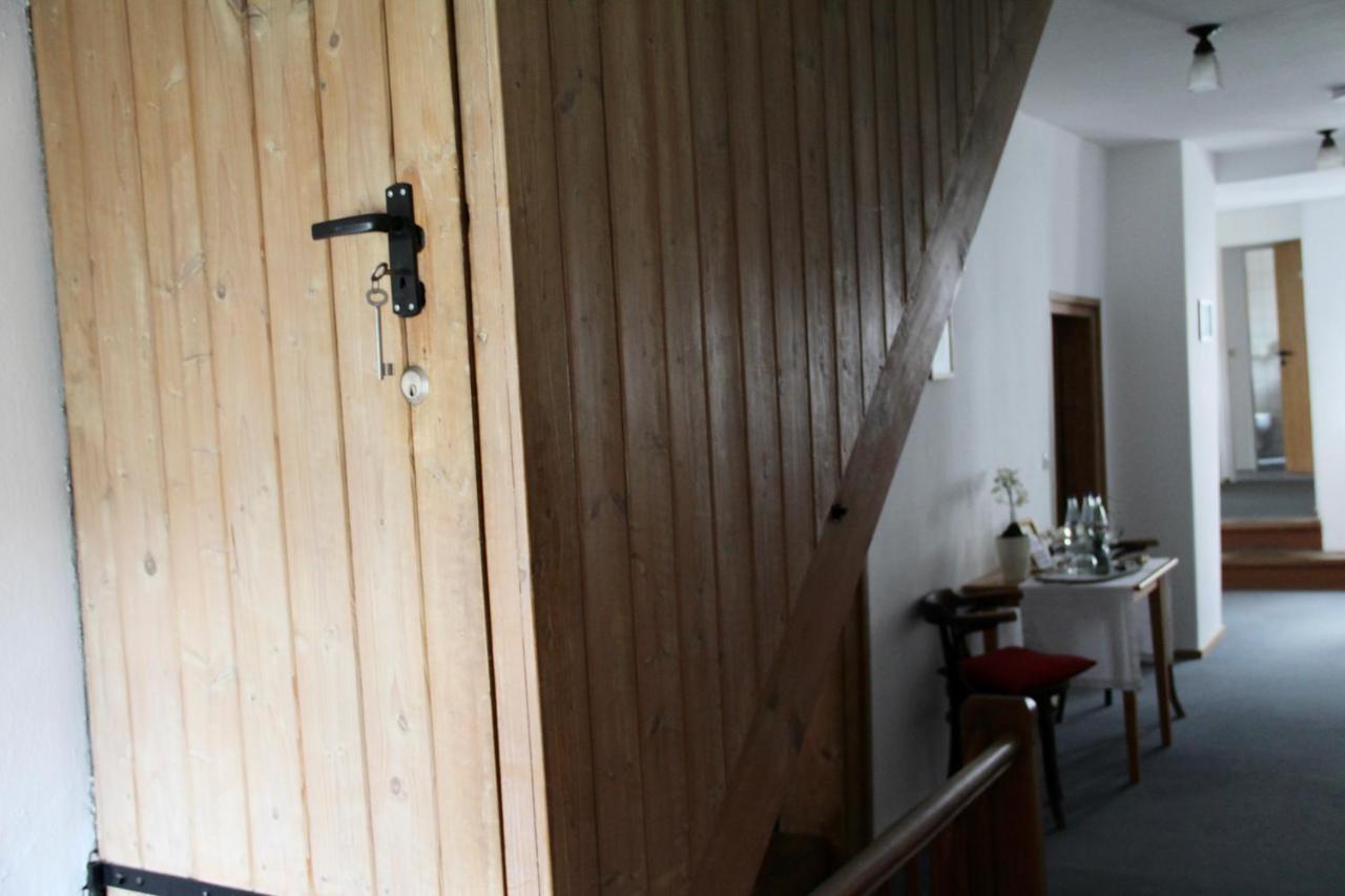 Hotel Schildwirtschaft Zum Rothen Ochsen Laupheim Exteriér fotografie