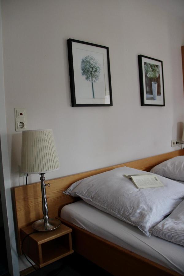Hotel Schildwirtschaft Zum Rothen Ochsen Laupheim Exteriér fotografie