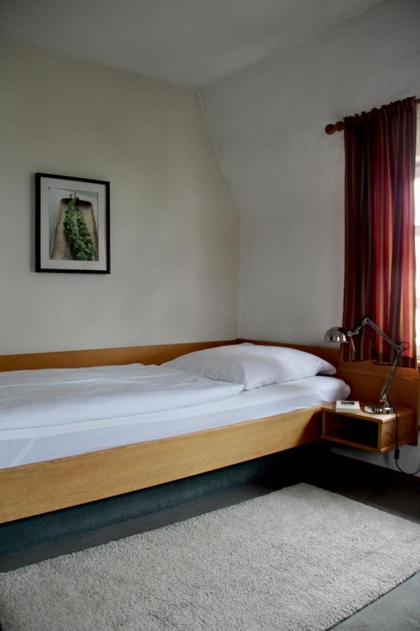 Hotel Schildwirtschaft Zum Rothen Ochsen Laupheim Exteriér fotografie