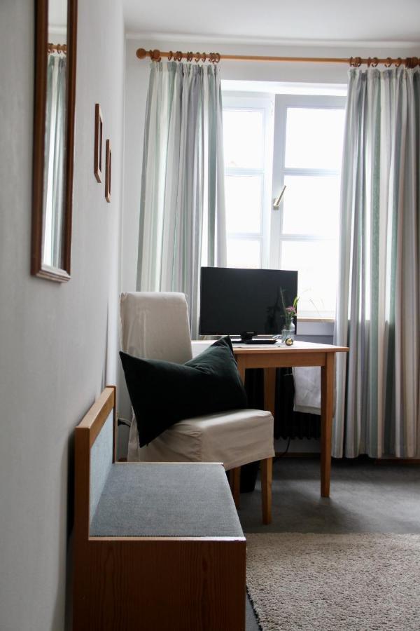 Hotel Schildwirtschaft Zum Rothen Ochsen Laupheim Exteriér fotografie